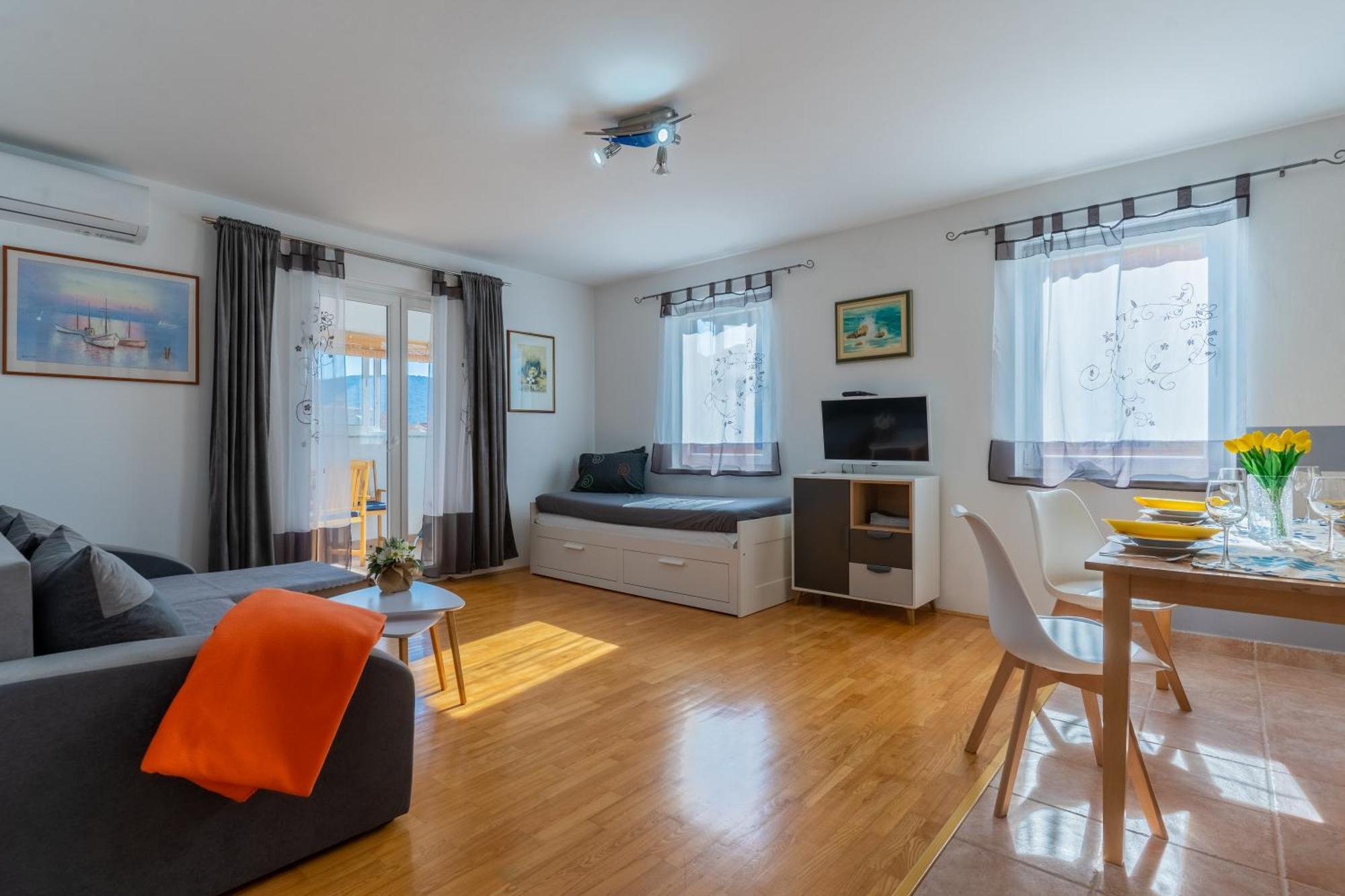 Apartment Kristian 茨雷斯 外观 照片